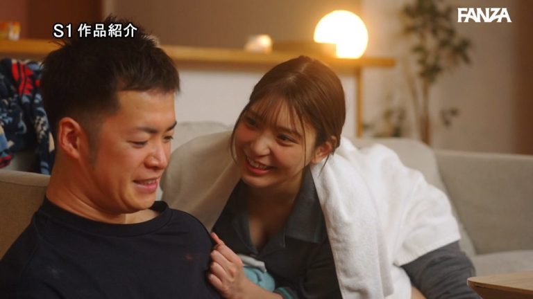 エロ可愛い小悪魔系美少女が無邪気に誘惑…終電逃した彼女の妹が泊まりに来て理性崩壊！